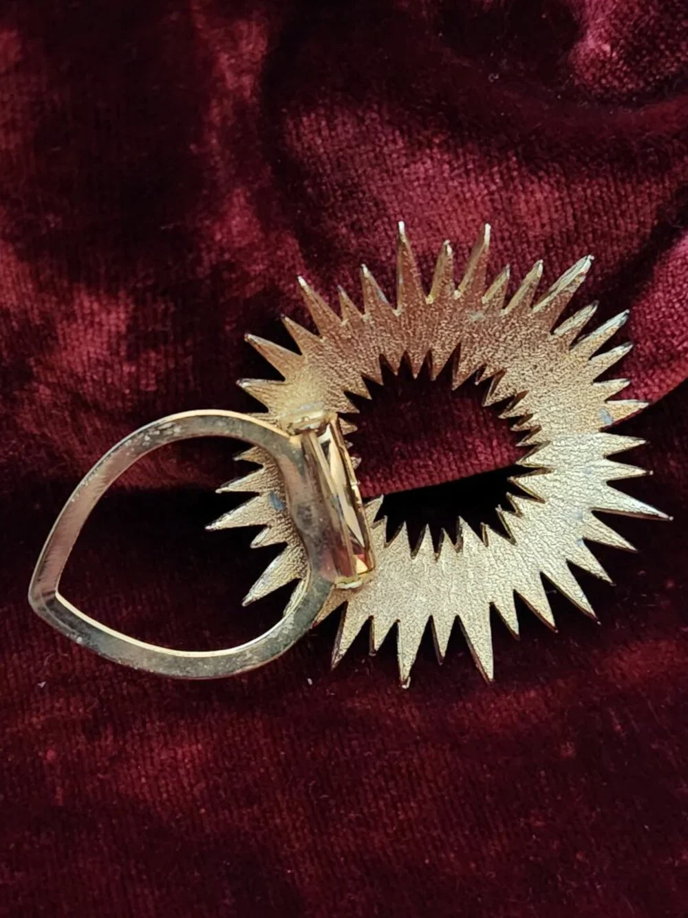 Vintage "Outer Space" Starburst Gold Tone Scarf Clip - Picture 4 of 4